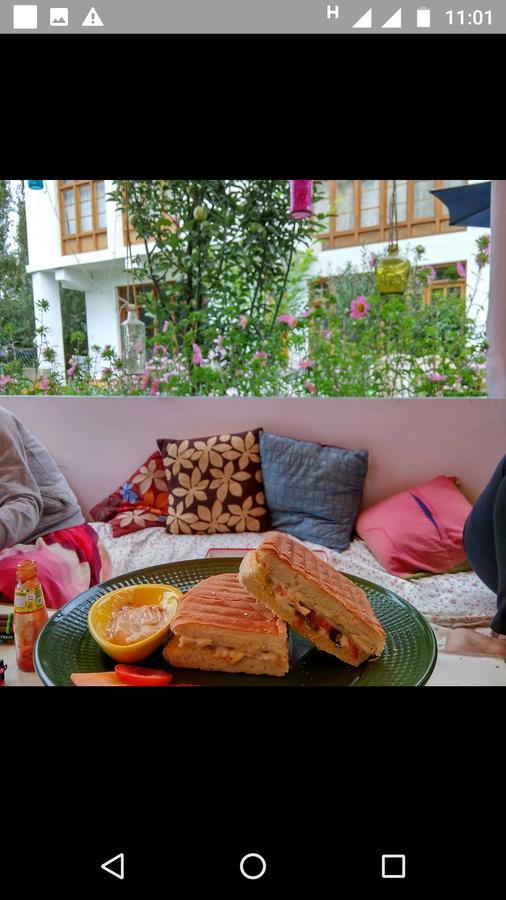 Jimmy'S Homestay Leh Exteriör bild